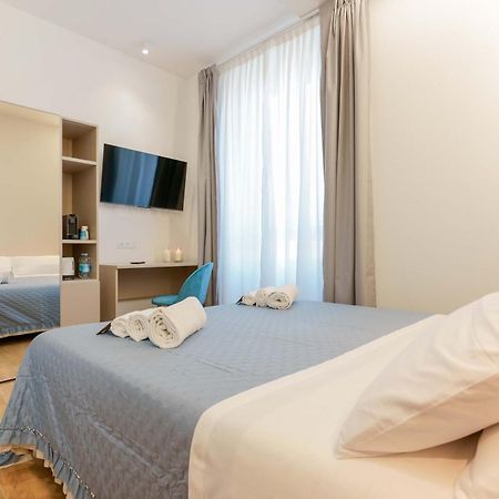 Aqua Comfort Rooms - Eja Sardinia Кальярі Екстер'єр фото