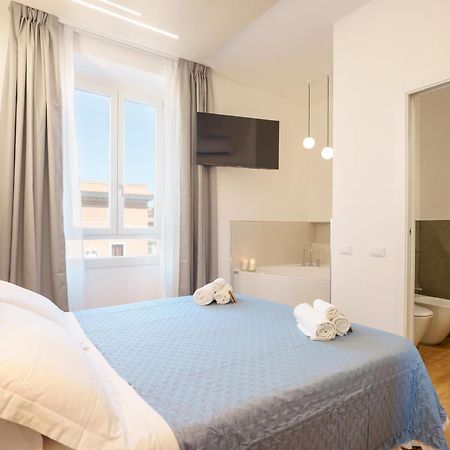 Aqua Comfort Rooms - Eja Sardinia Кальярі Екстер'єр фото