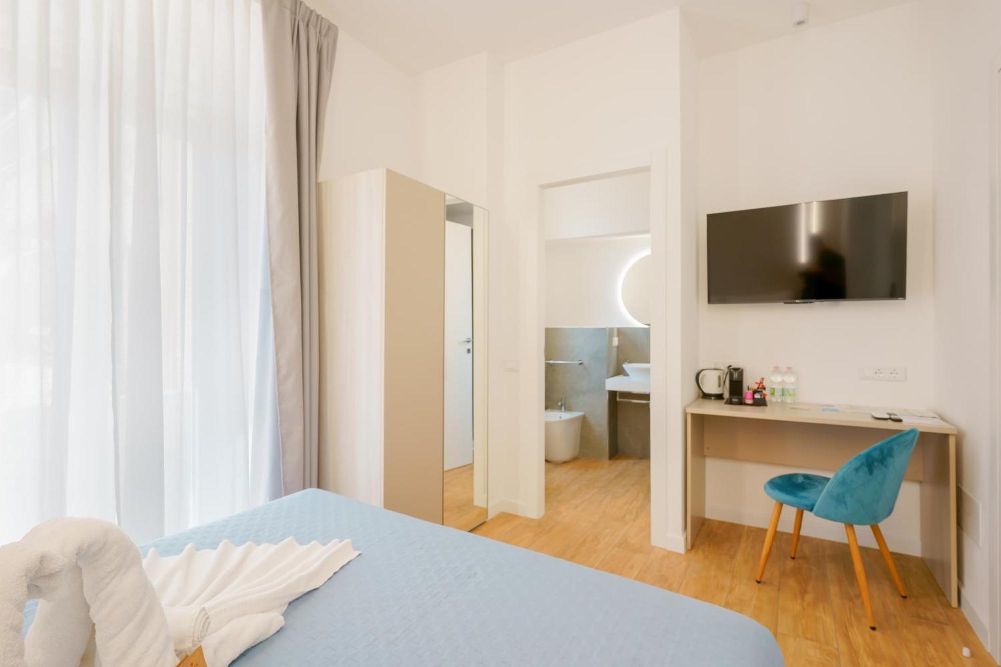 Aqua Comfort Rooms - Eja Sardinia Кальярі Екстер'єр фото