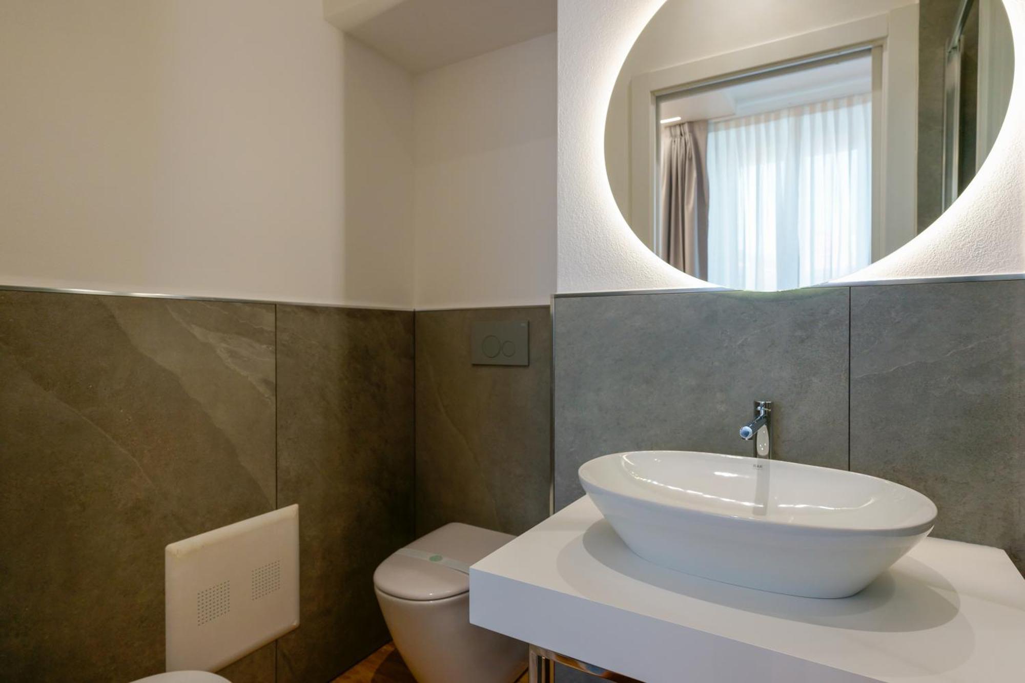 Aqua Comfort Rooms - Eja Sardinia Кальярі Екстер'єр фото