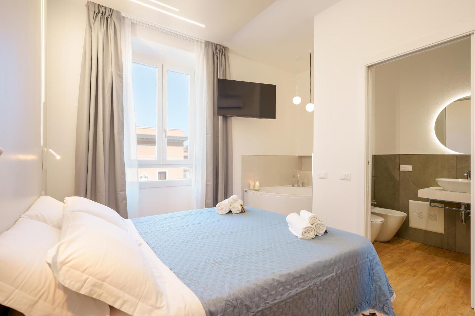 Aqua Comfort Rooms - Eja Sardinia Кальярі Екстер'єр фото